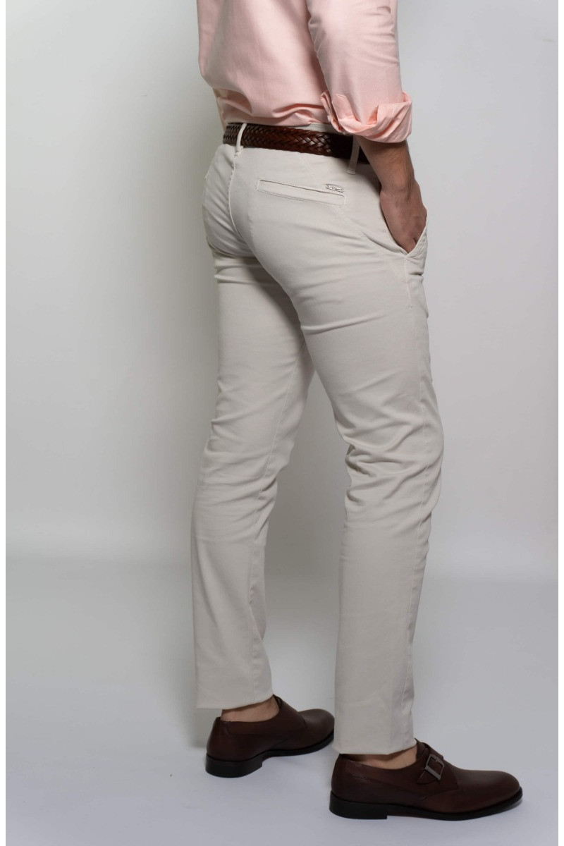 PANTALÓN CHINO SKINNY VIVO COLOR ARENA