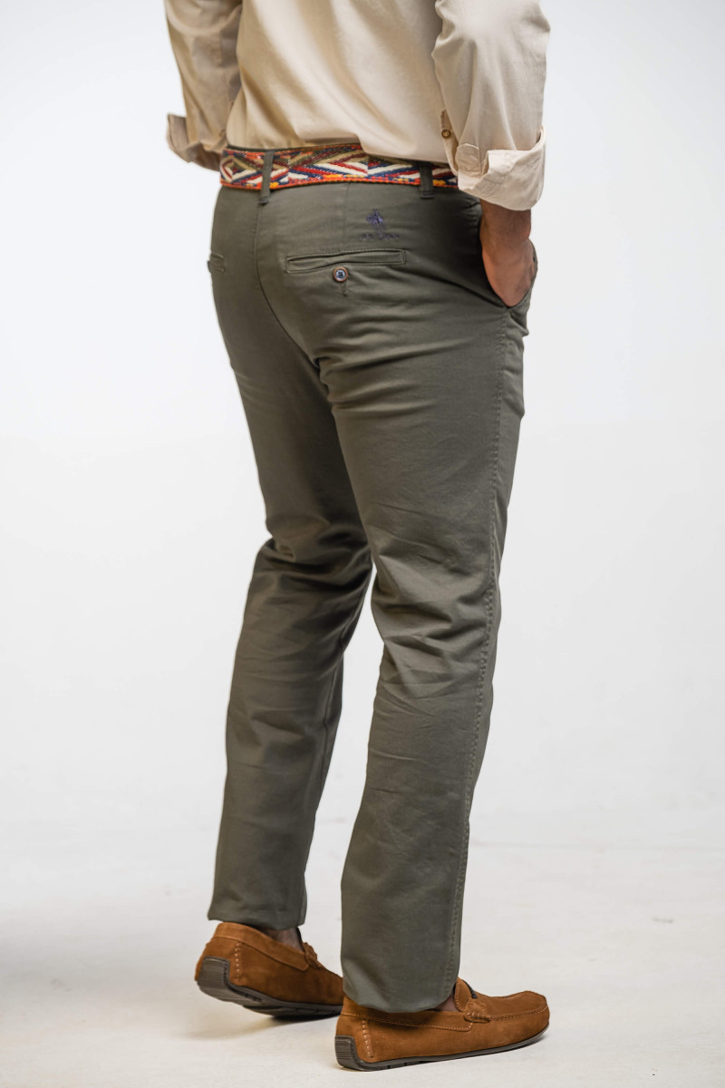 CHINO BASICO KHAKI