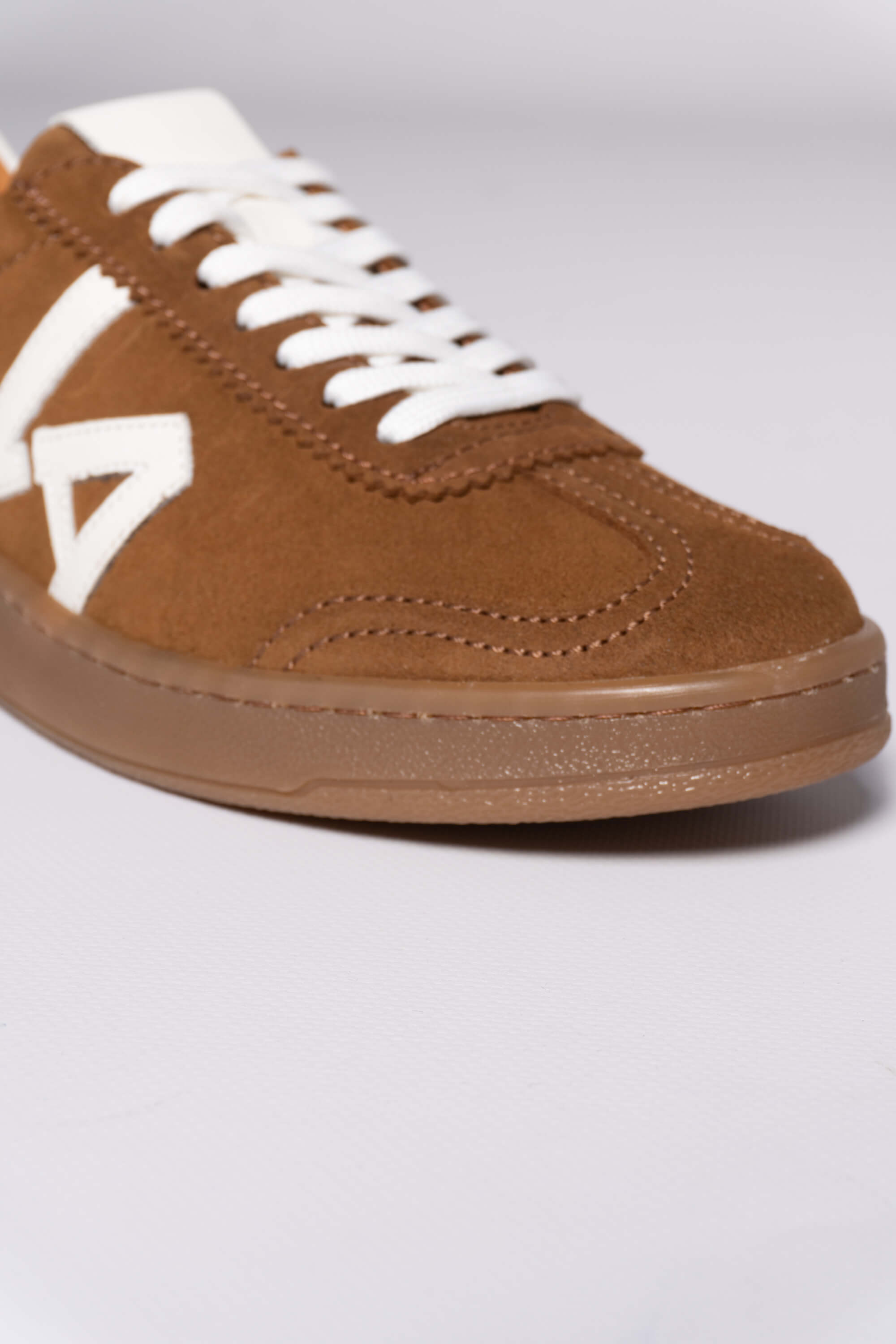 SNEAKERS SERRAJE CAMEL