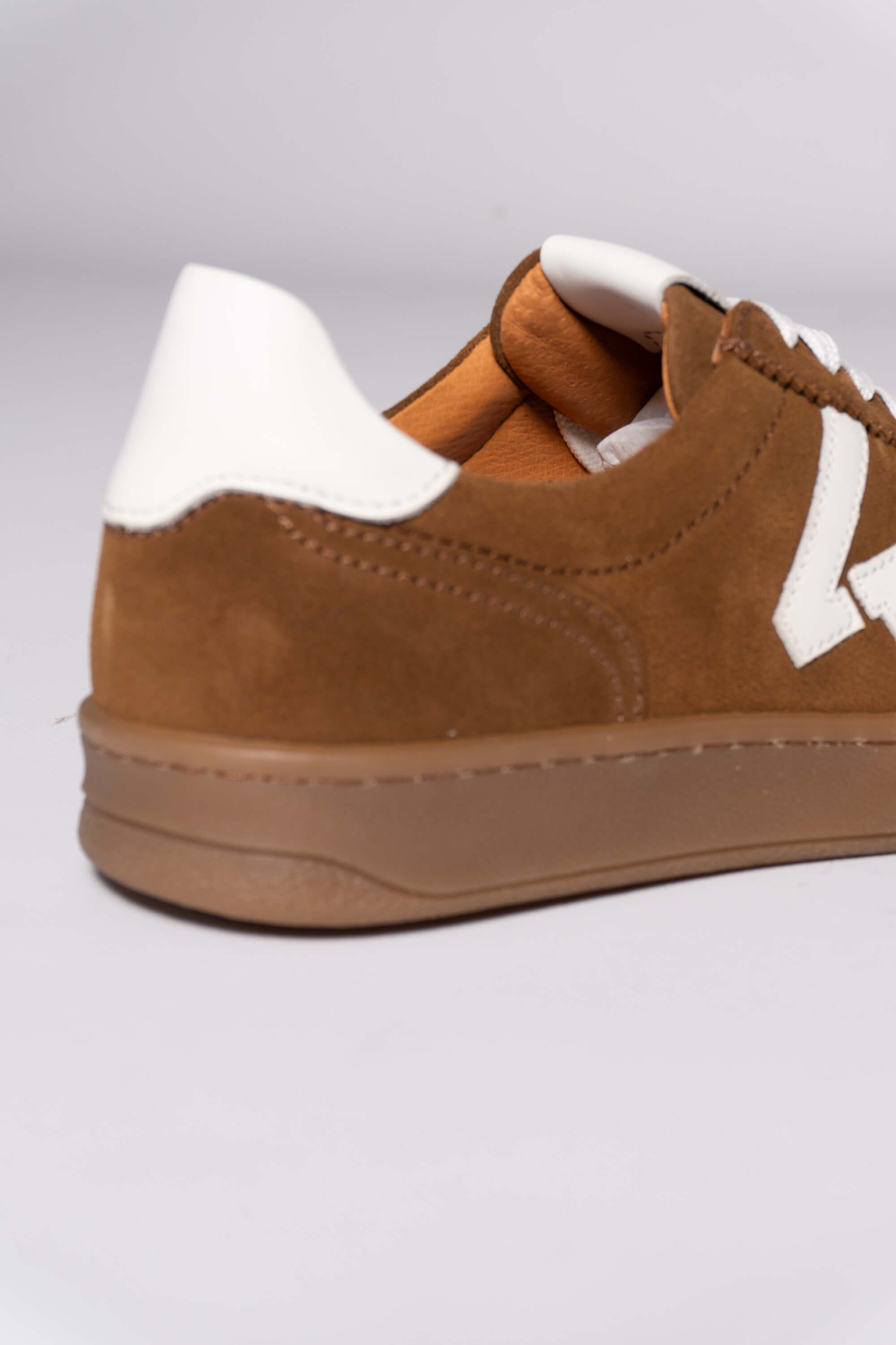 SNEAKERS SERRAJE CAMEL